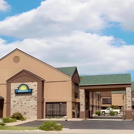 Days Inn Springfield South Bagian luar foto