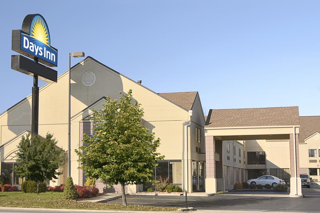 Days Inn Springfield South Bagian luar foto